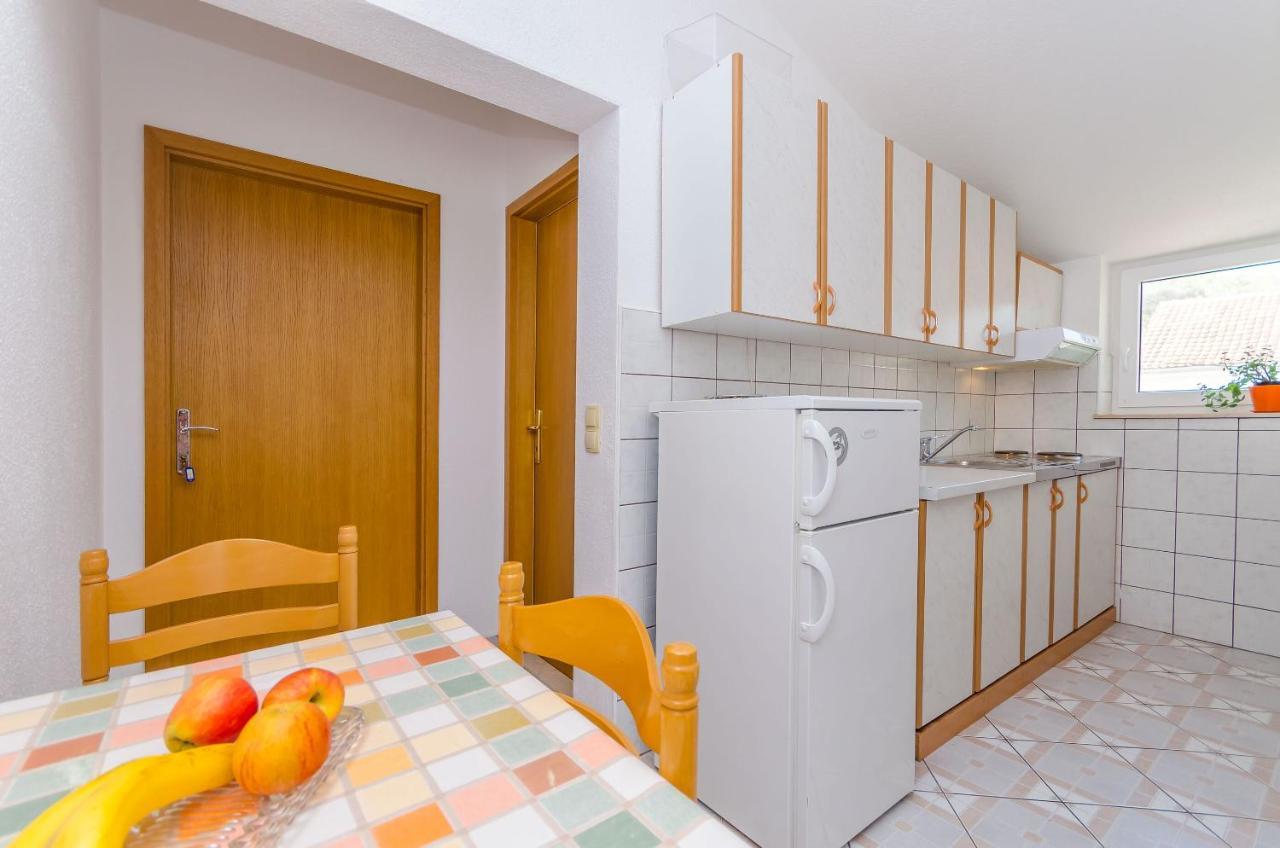 Apartments Tily Trogir Exterior foto