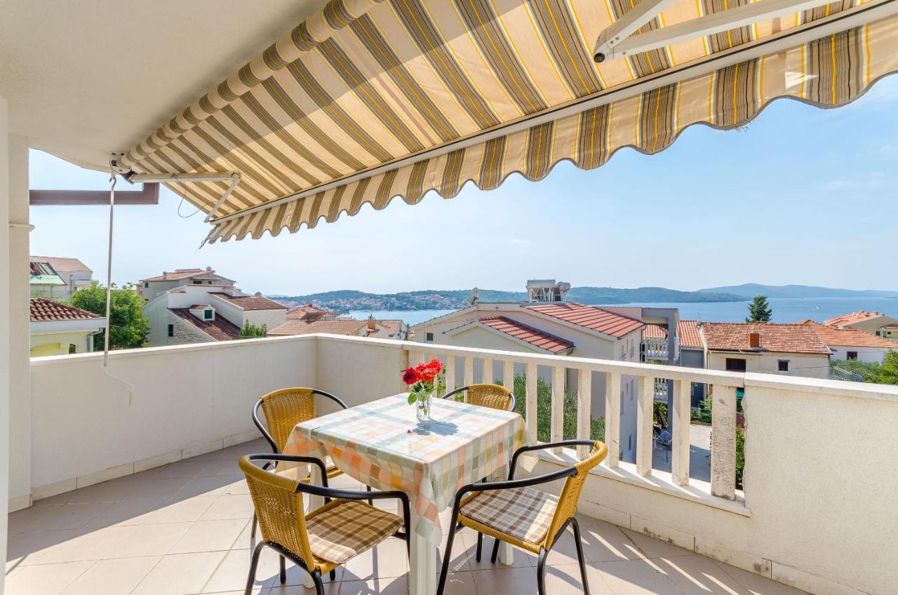 Apartments Tily Trogir Exterior foto