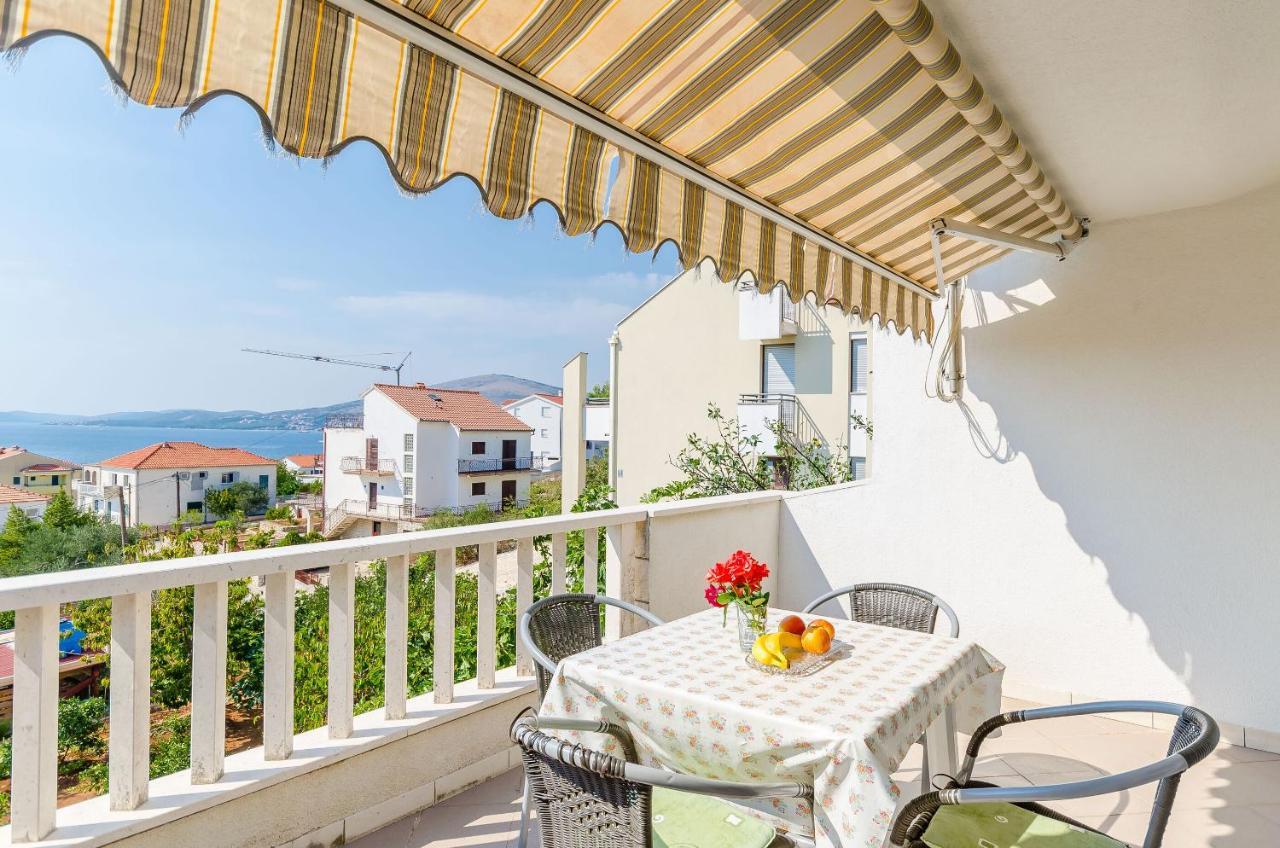 Apartments Tily Trogir Exterior foto